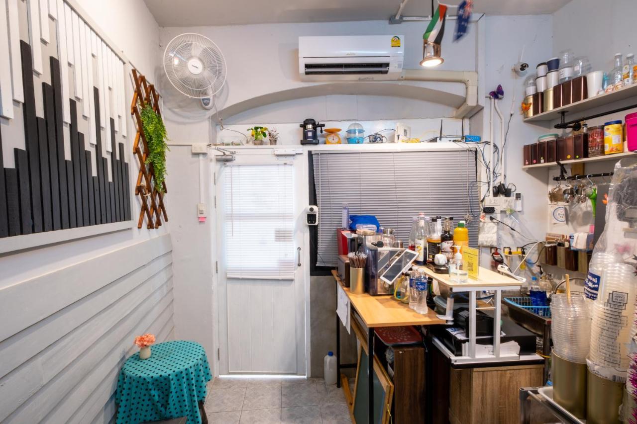 Sip N' Camp Hostel Μπανγκόκ Εξωτερικό φωτογραφία